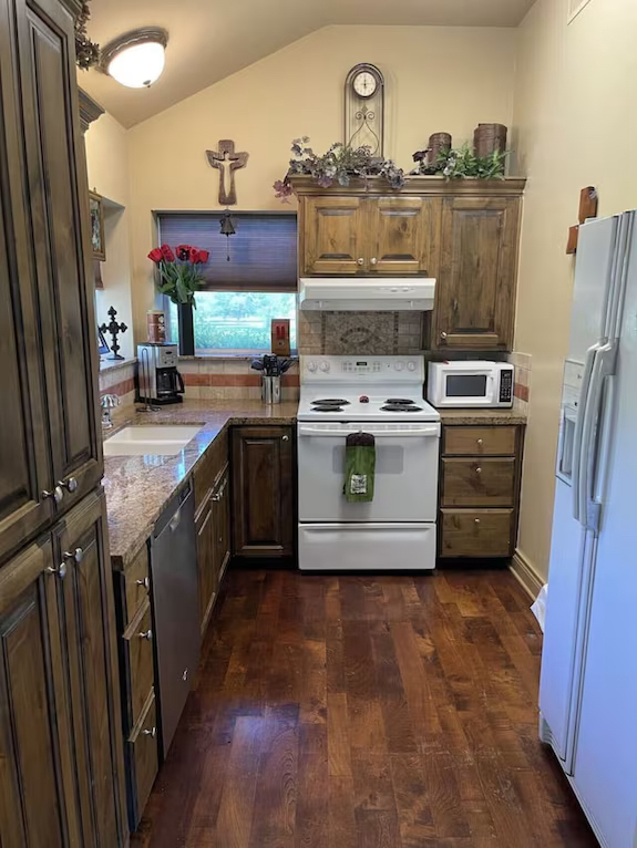 Buda Casita living area