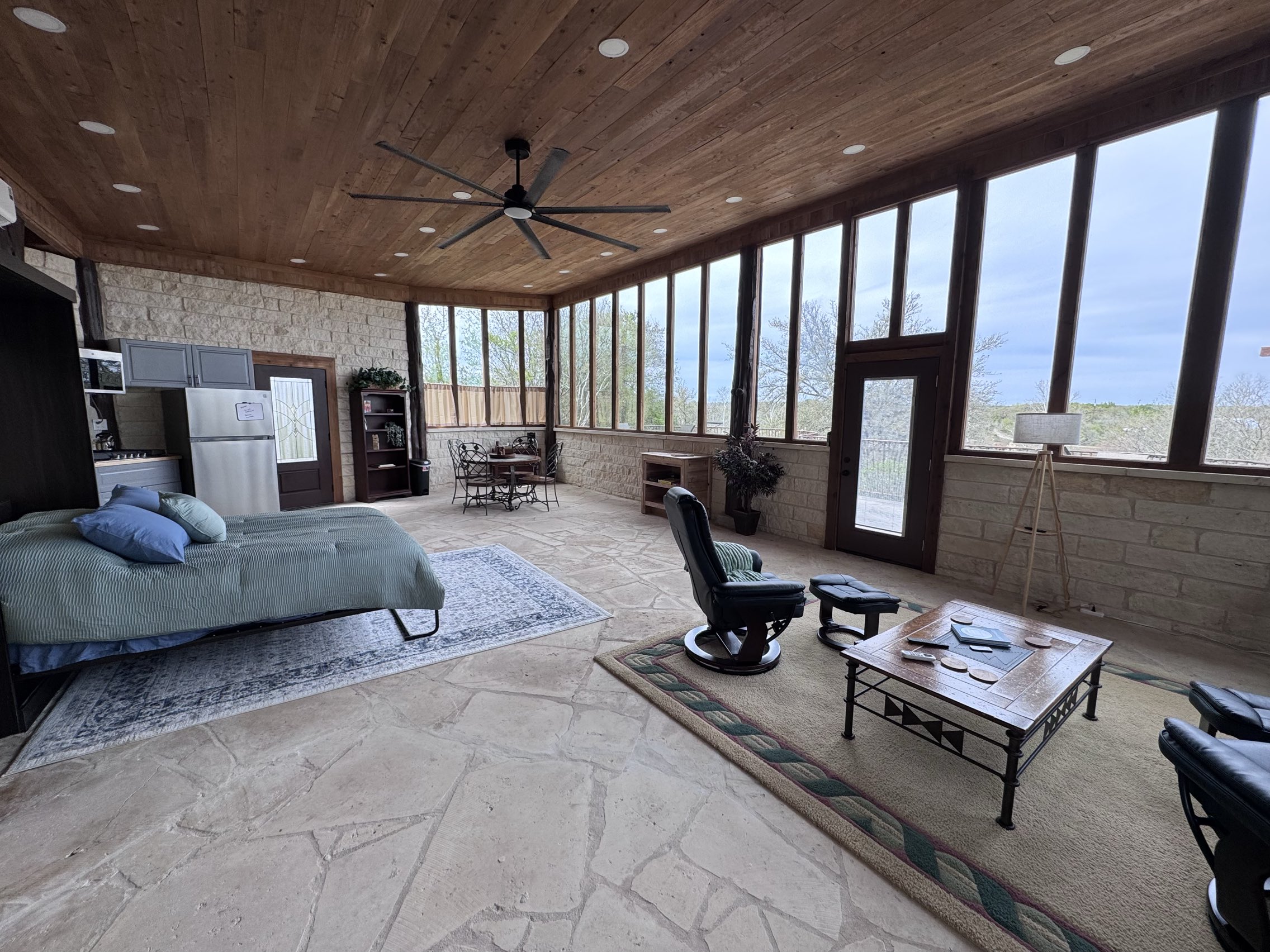 Cross Patio interior
